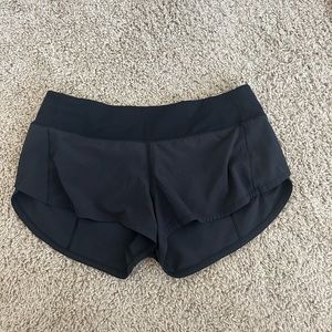 Lululemon Speed Up Low-rise lined short 2.5”